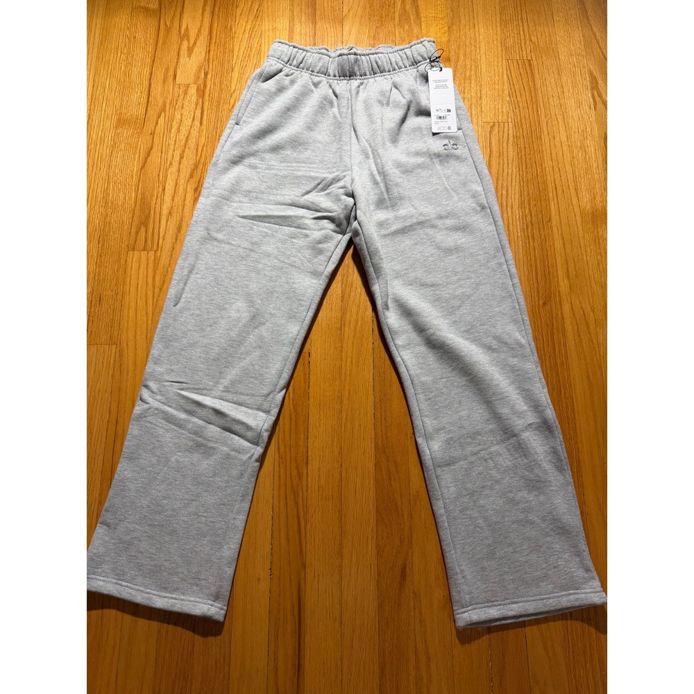 Alo Yoga Accolade Straight Leg Sweatpants Athletic Heather Grey M U5012RG NEW